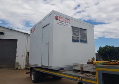 guard hut unit in transport